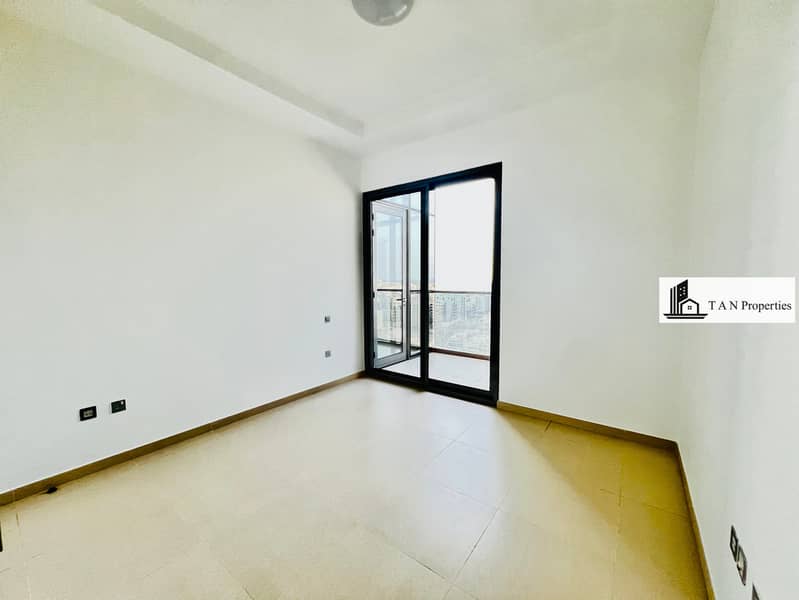 Luxury 2BHK || High Rise With Downtown View || With All Amenities - Image 13