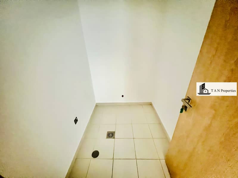 Luxury 2BHK || High Rise With Downtown View || With All Amenities - Image 16