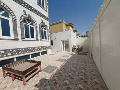 8 Schlafzimmer Villa zum zur Miete in Hoshi, Sharjah - 67770de3-f063-412b-8096-c85754c7fc12. jpg 8 Schlafzimmer Villa zum zur Miete in Hoshi, Sharjah - 67770de3-f063-412b-8096-c85754c7fc12. jpg