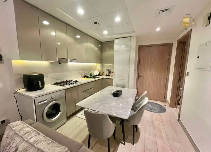 SUNLIGHT & POOLS COMMUNITY VIEW - 2 BATHROOMS - CHILLER FREE - READY TO MOVE