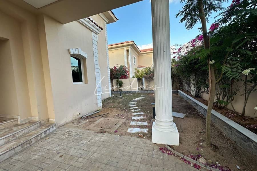 Stunning Villa | Close to Beach | Shared Pool Gym - Image 7