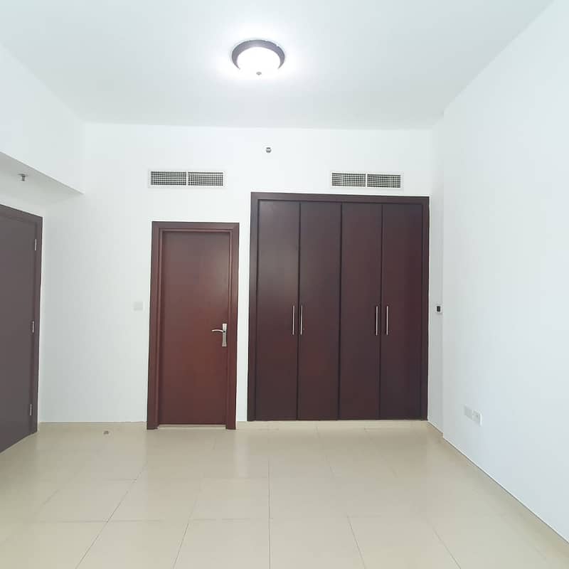 位于阿尔纳赫达（迪拜）街区，阿尔纳达1区 1 卧室的公寓 36000 AED - 4342680