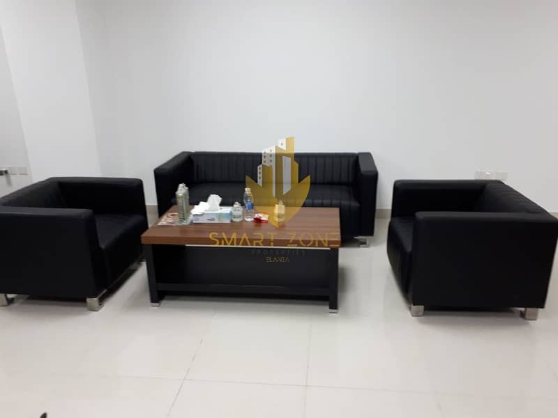 Furnished office in Business Building Arjan