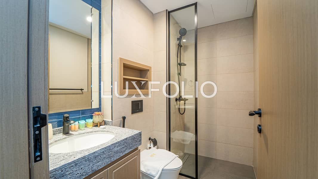 Stylish 4 Bed Home with Garden in DAMAC Lagoons - Image 14