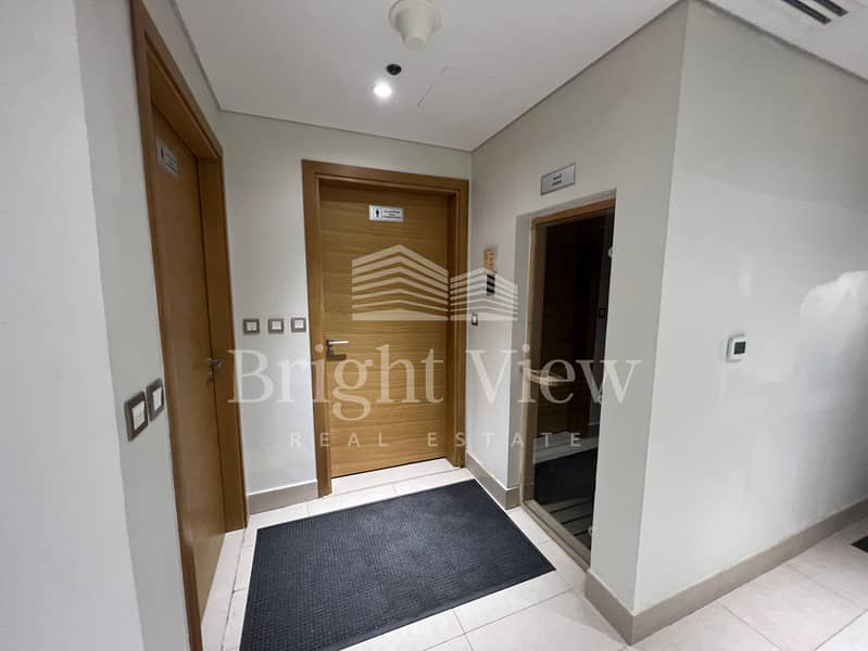 SEMI FURNISHED STUDIO CHILLER FREE ROAD FACING - Image 8