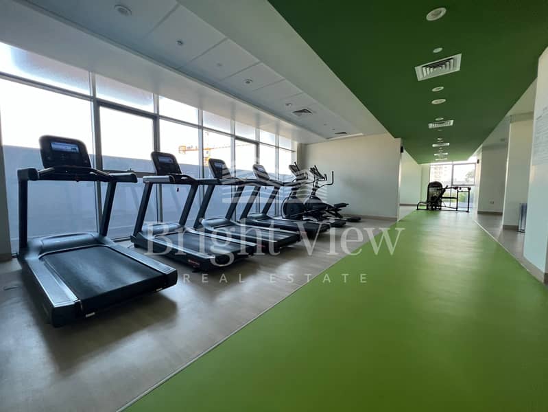 SEMI FURNISHED STUDIO CHILLER FREE ROAD FACING - Image 10