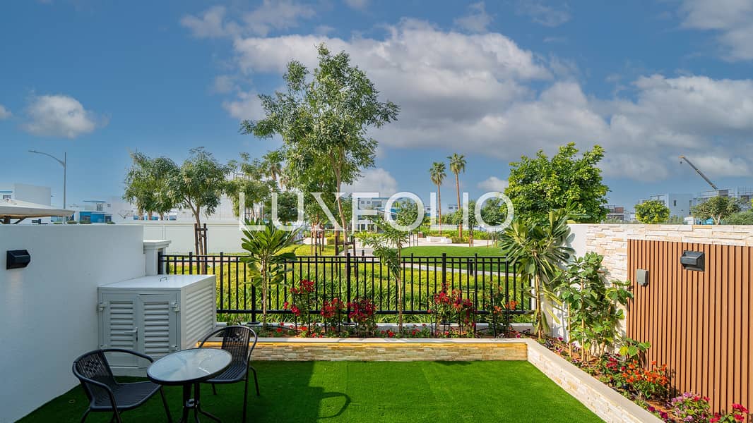 Stylish 4 Bed Home with Garden in DAMAC Lagoons - Image 36