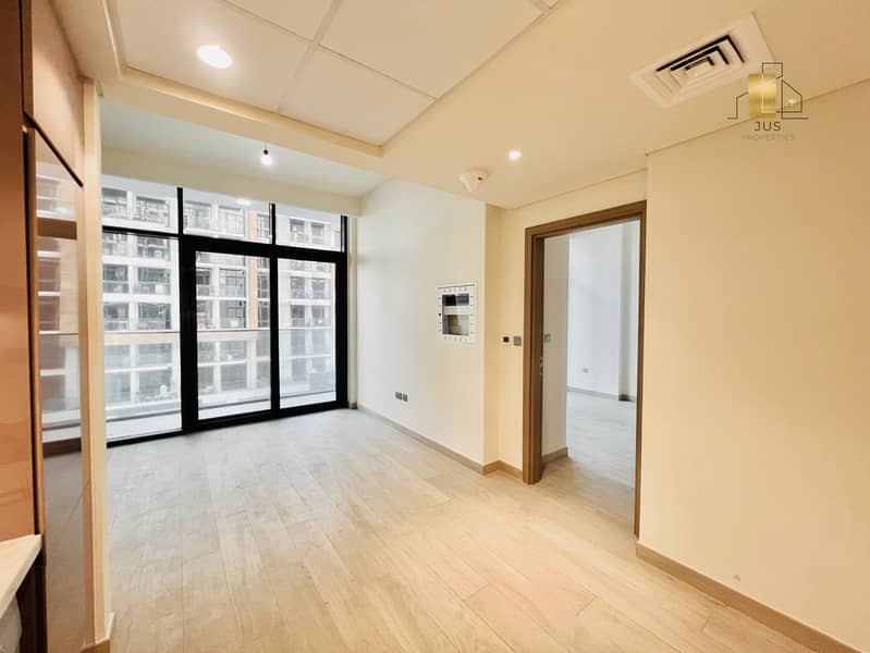 POOL AMENITIES VIEW - NO CONSTRUCTION VIEW - CHILLER FREE - READY TO MOVE - Image 6