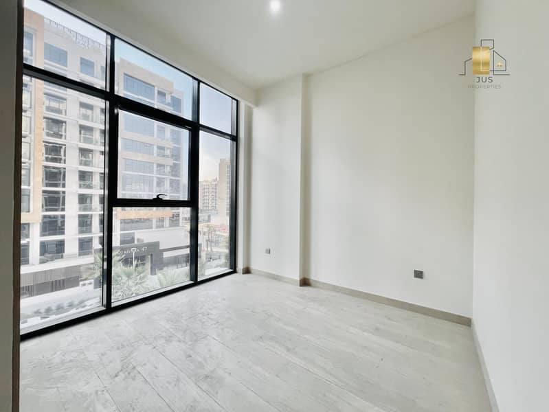 POOL AMENITIES VIEW - NO CONSTRUCTION VIEW - CHILLER FREE - READY TO MOVE - Image 11