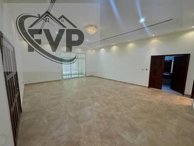 Villa de 9 chambres à à louer à Al Barsha, Dubai - WhatsApp Image 2025-12-29 at 12.02. 26 PM (1). jpeg Villa de 9 chambres à à louer à Al Barsha, Dubai - WhatsApp Image 2025-12-29 at 12.02. 26 PM (1). jpeg