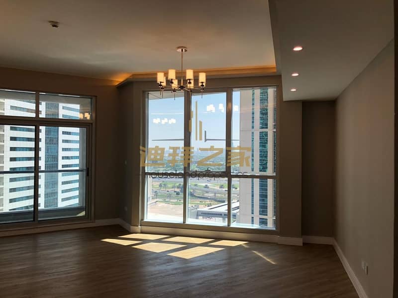 spacious upgraded 2bedroom in apartment in apartment in torch tower