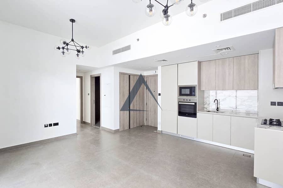 Spacious 1BR | Vacant | Unfurnished