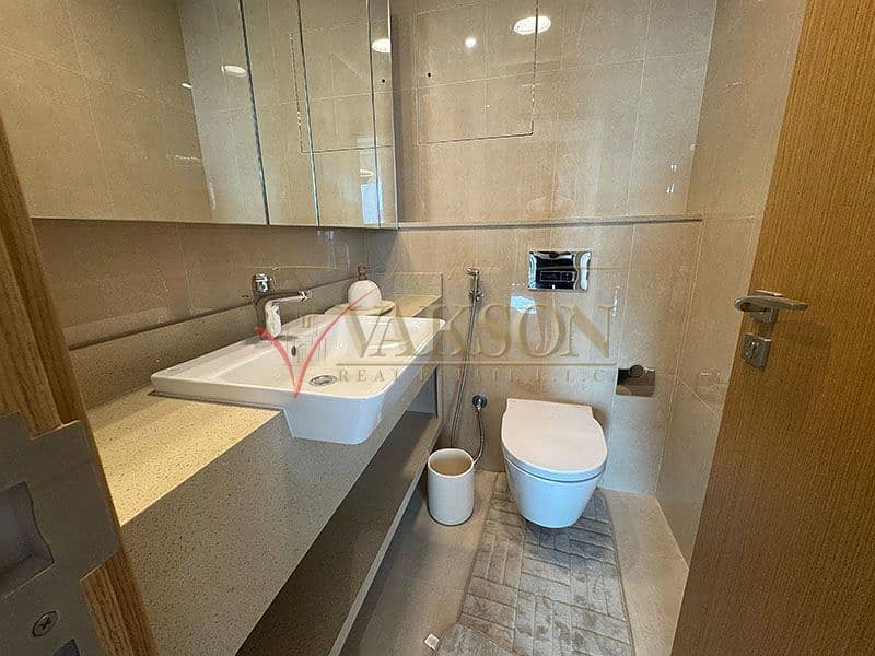 Brand New | Furnished | Sea & Burj Khalifa View | Bur Dubai - Image 7