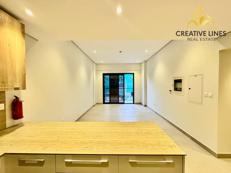 Ready To move spacious 2 bedroom plus maids room with fitted kitchen - Image 3