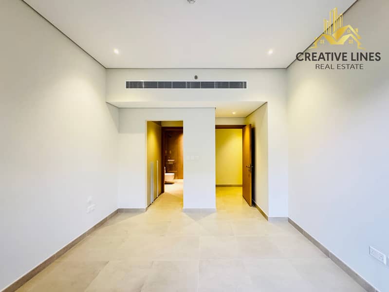 Ready To move spacious 2 bedroom plus maids room with fitted kitchen - Image 8