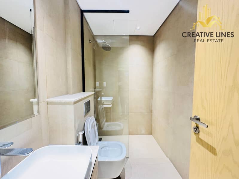 Ready To move spacious 2 bedroom plus maids room with fitted kitchen - Image 12