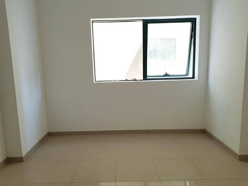 Квартира в Аль Касба, 15000 AED - 4322599