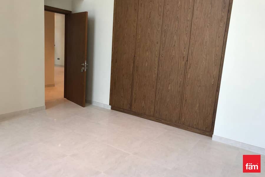 Marina View | Prime Location | 5 Min To Beach Marina View | Prime Location | 5 Min To Beach
