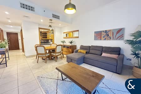 2 Bedroom Flat for Rent in Downtown Dubai, Dubai - Furnished | Bright | Burj View | 2 Bedroom