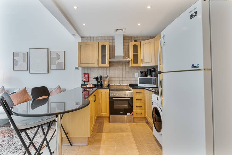 4 Full Kitchen Area. jpeg