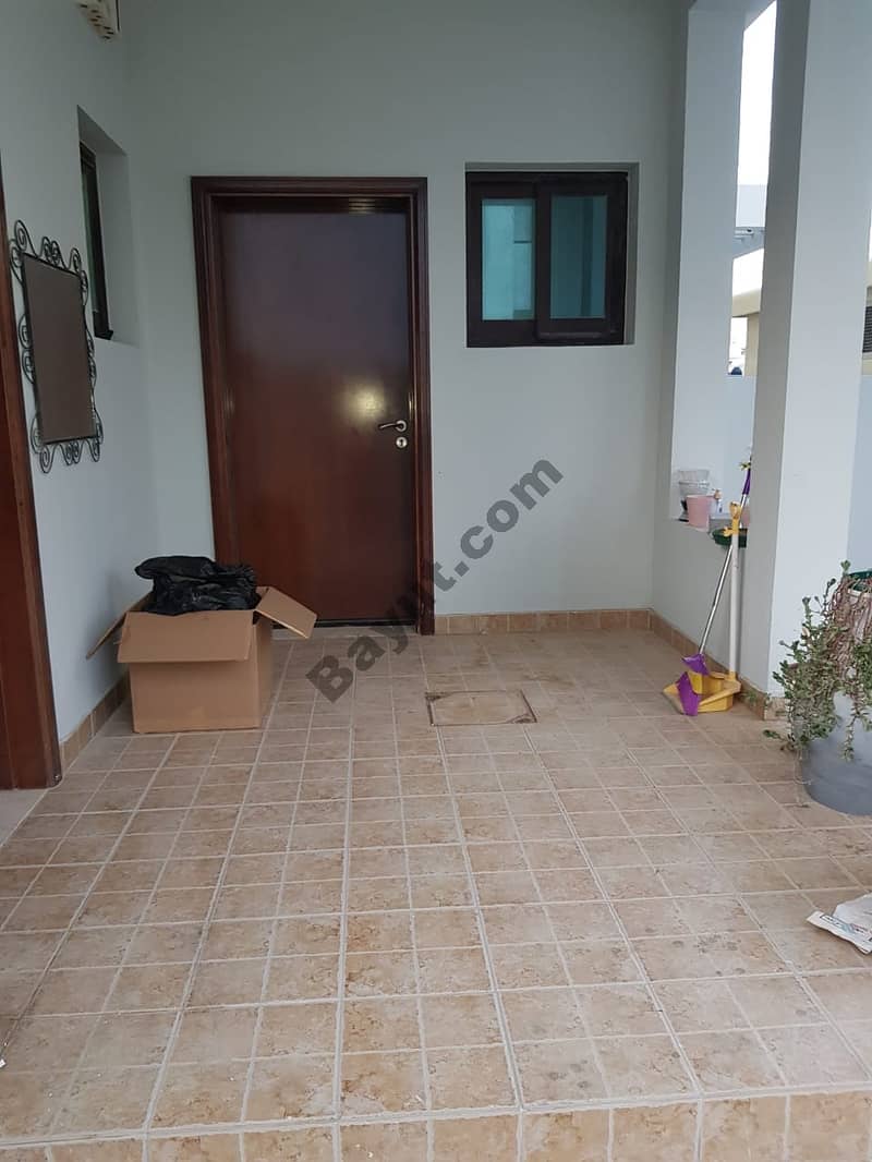 G+2 four bedrooms villa for rent in Jumeirah Village Circle (JVC) (Dubai) vacant on transfer