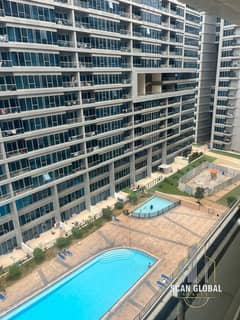 شقة في برج سكاي كورتس D،أبراج سكاي كورتس،مجمع دبي لاند ريزيدنس 2 غرف 900000 درهم - 13856679