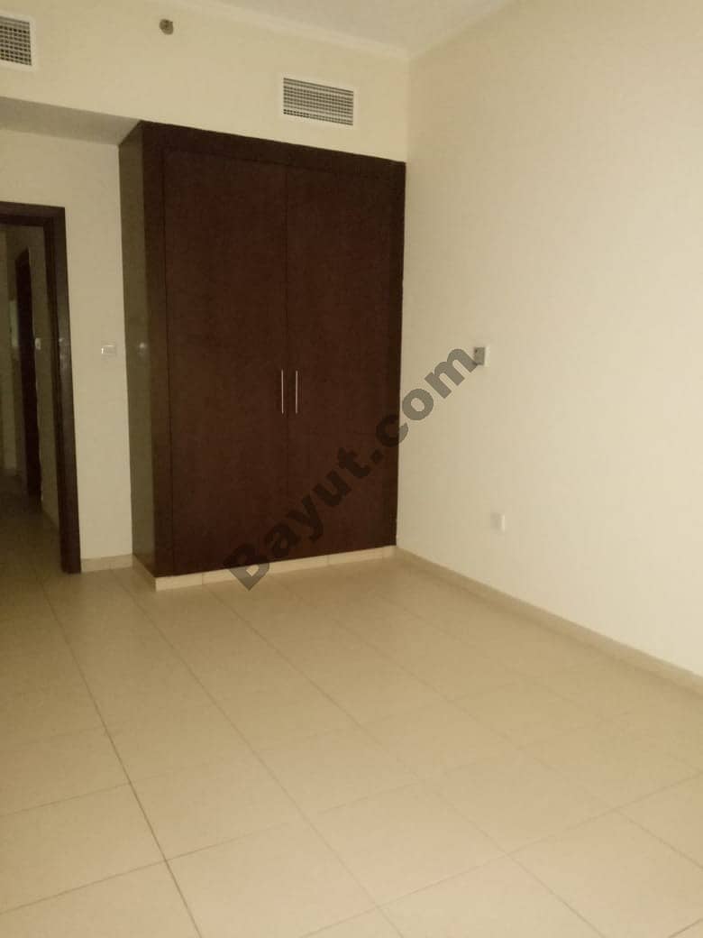 Deal Of The Day--28k/4 Cheques- 1 Bedroom Hall Kitchen Laundry Parking in Mazaya- Queue Point, Liwan.