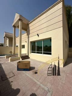 فيلا طابق واحد 3 غرف نوم للإيجار في مردف / غرفة خادمة / مسبح خاص