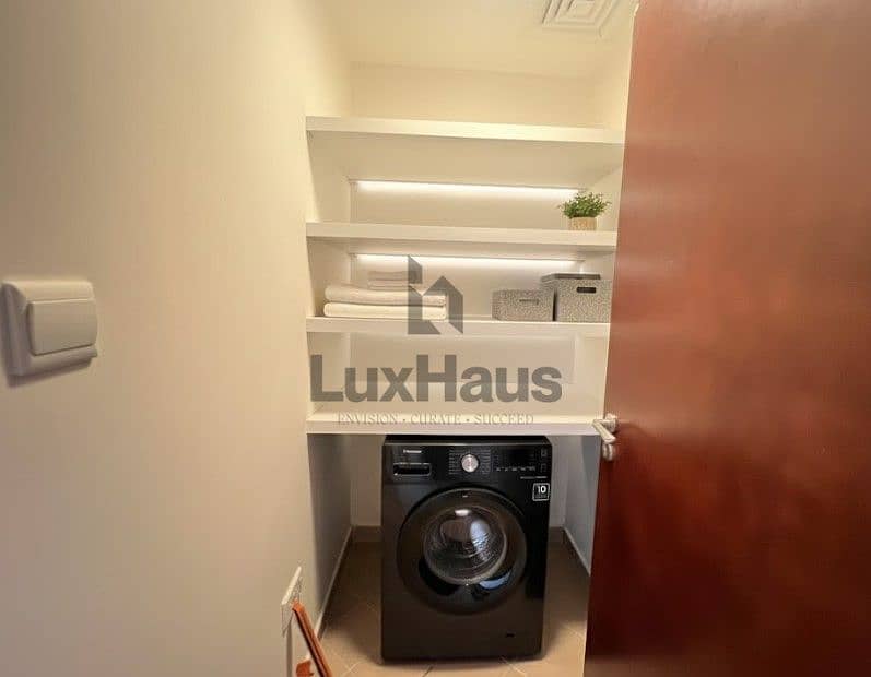 4 Loundry area. jpg