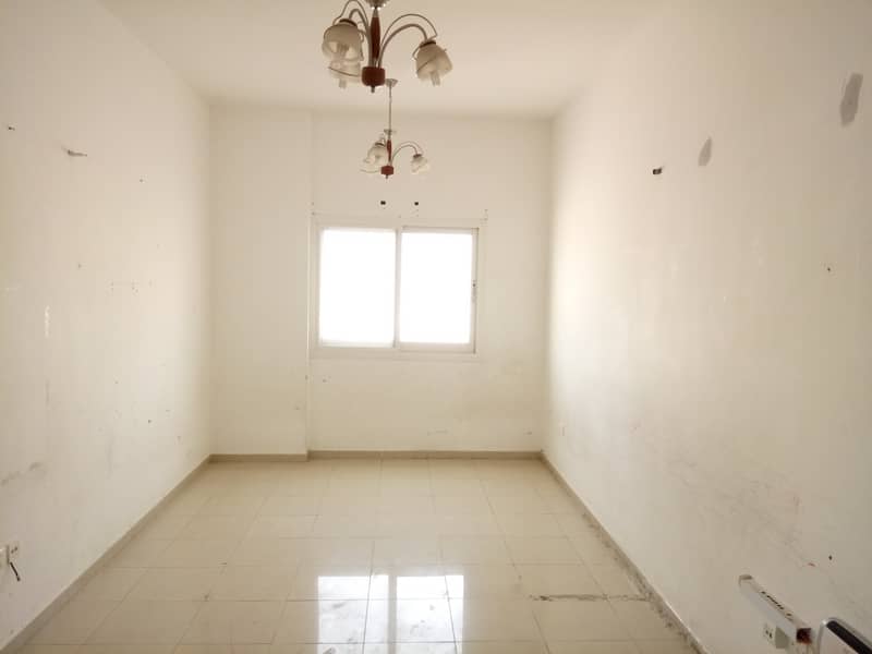 SHARING ALLOWED -ON METRO  2 BHK 2 BATH GYM POOL FREE BIG BALCONY IN 53K WITH PARKING
