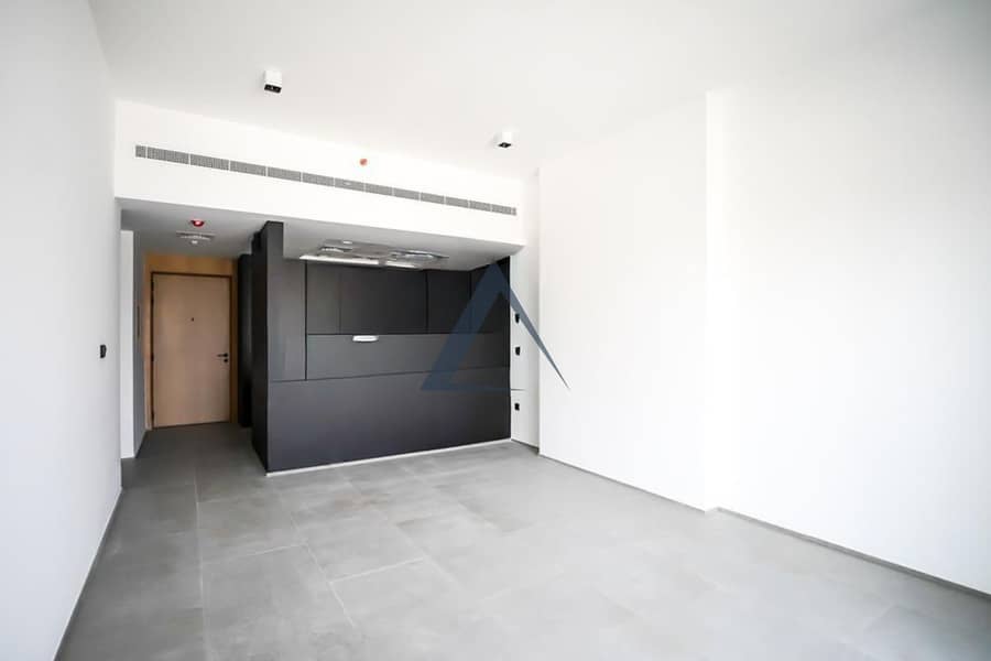 Community View | Prime Location | Spacious Unit