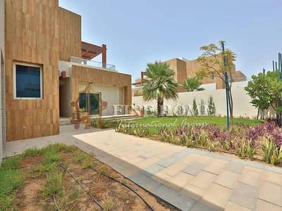 6 Bedroom Villa for Sale in The Marina, Abu Dhabi - 6 BR Villa in Marina Sunset Bay . Al Marina 6 Bedroom Villa for Sale in The Marina, Abu Dhabi - 6 BR Villa in Marina Sunset Bay . Al Marina