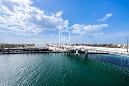 3 Bedroom Flat for Rent in Al Wasl, Dubai - Vacant and Spacious Apt with Storage Room