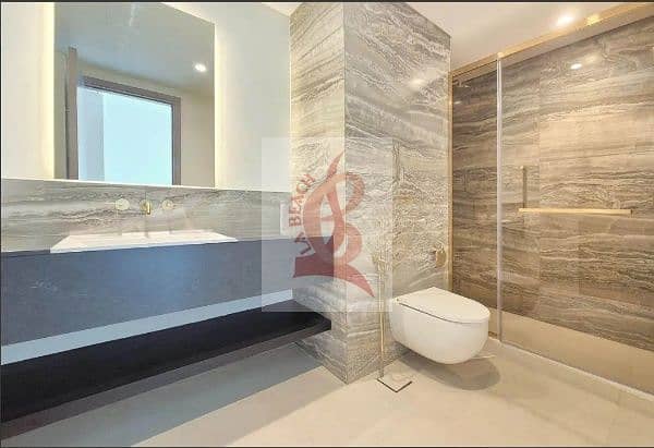 12 Bathroom 3. jpeg