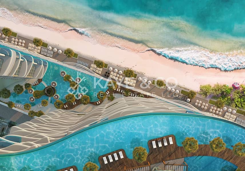 19 DAMAC Bay - Look Down View 01-Edit. jpg
