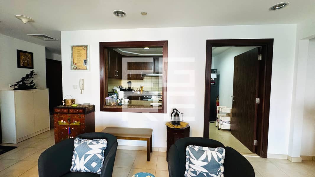 Spacious 3 Bedroom + Maids room l Open Community View l Vacant - Image 6