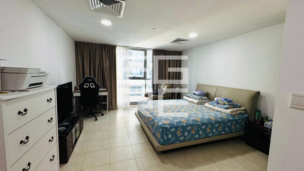 Spacious 3 Bedroom + Maids room l Open Community View l Vacant - Image 27