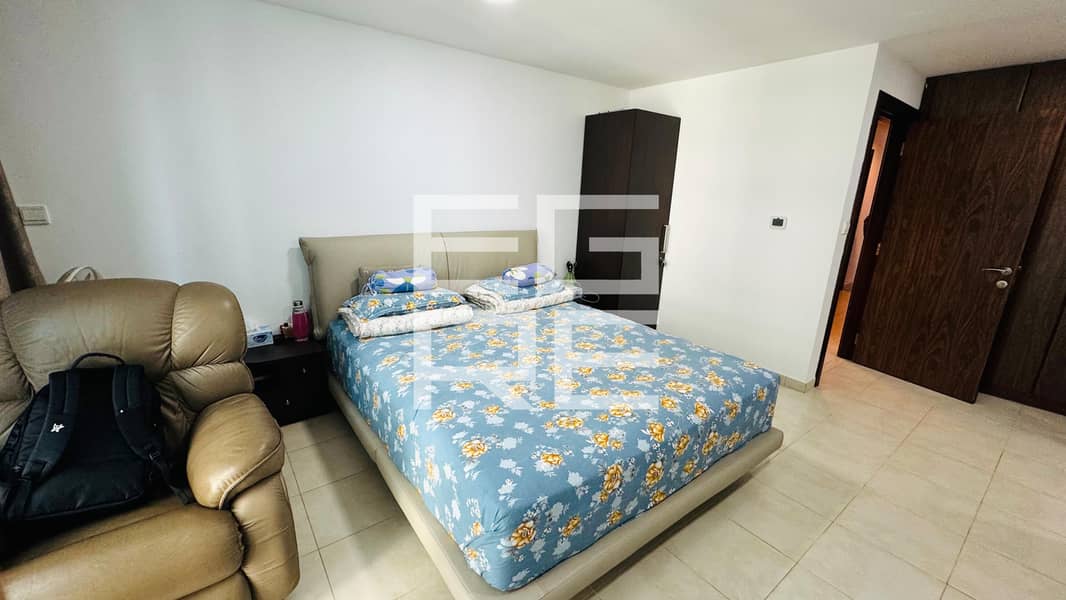 Spacious 3 Bedroom + Maids room l Open Community View l Vacant - Image 32