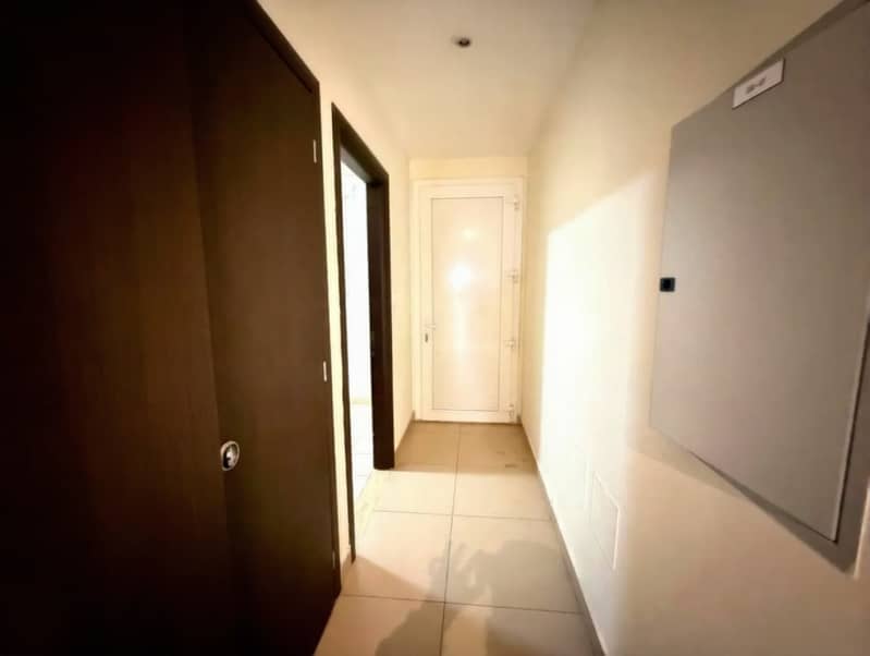 very nice 3 bedroom cedar villa for rent Dubai silicon oasis block A very close to facilities