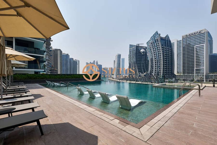 Vacant | City and Canal views | Furnishing Option - Image 12