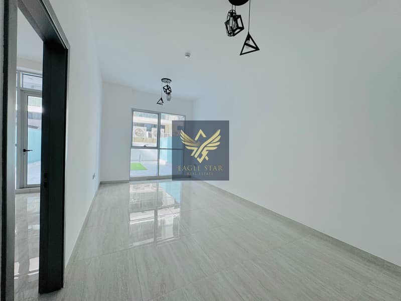 Near Fairmont Conrad Hotel Voco Nassima BOOK Now - Image 11