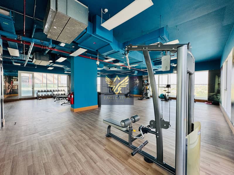 Near Fairmont Conrad Hotel Voco Nassima BOOK Now - Image 15