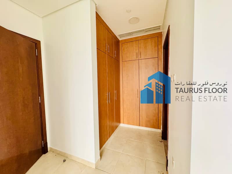 Spacious 2BHK | Gym Pool | Near Madina Mall - Image 9