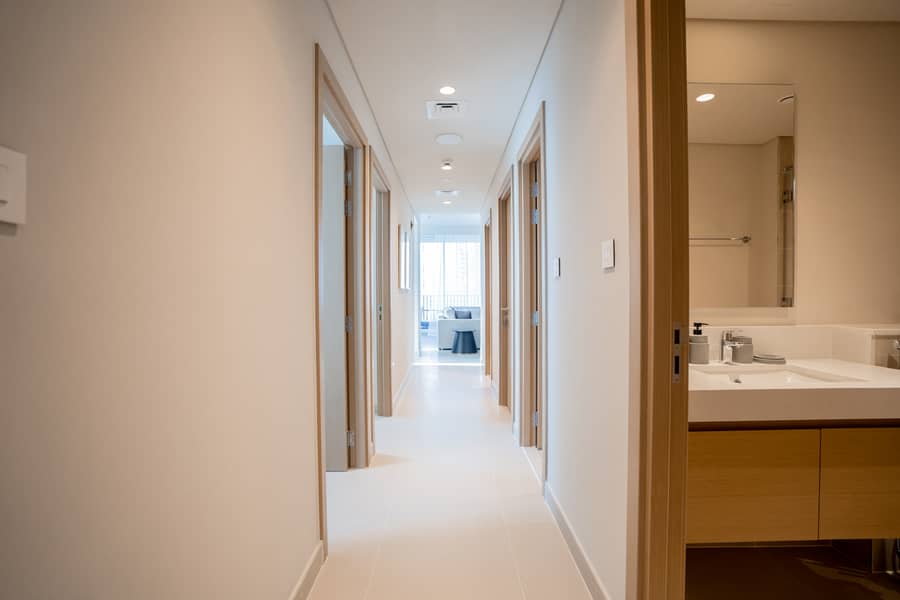 59 1801 TOWER GATE 1 2880-64. jpg