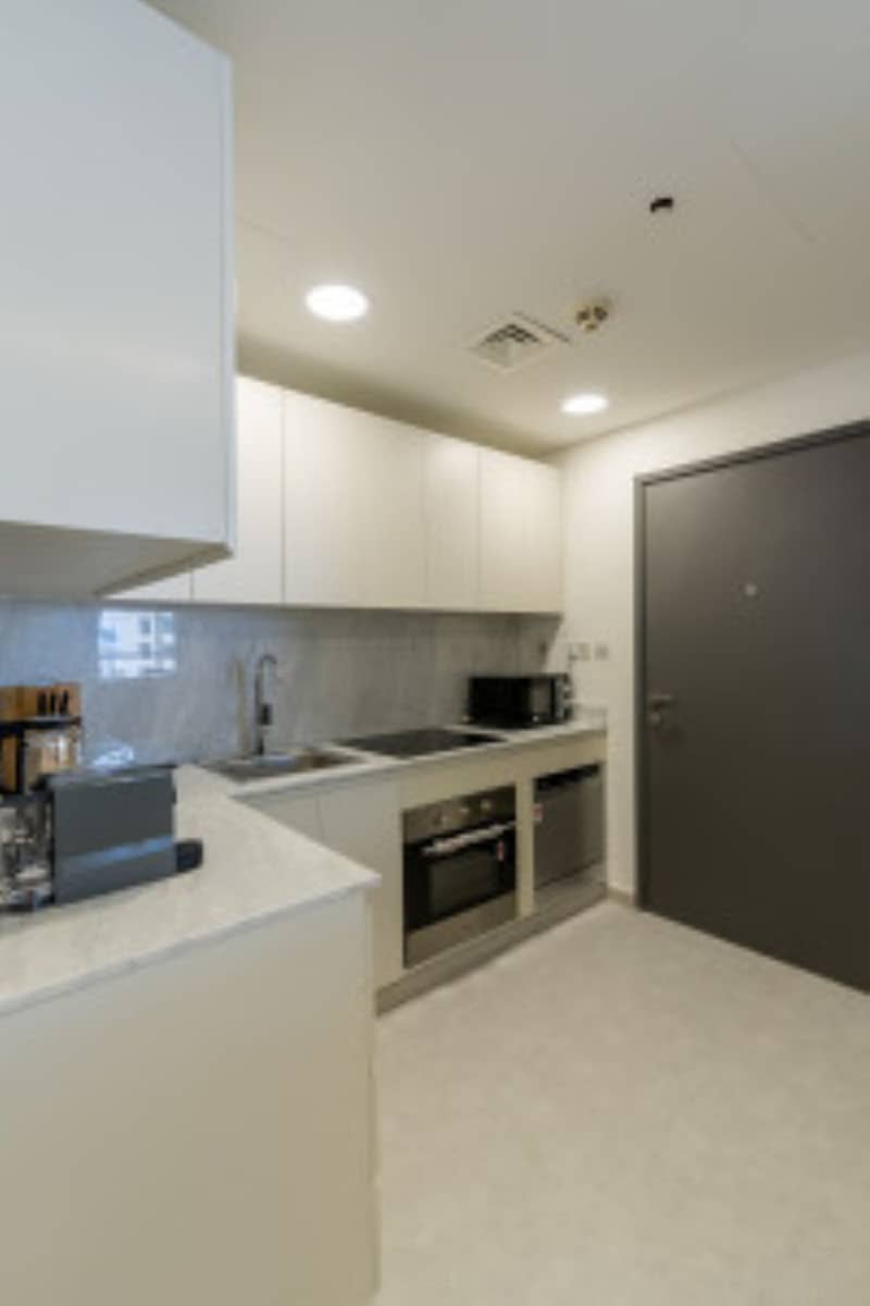 13 kitchen. jpg