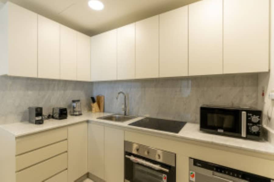 20 kitchen amentiies with dish washer. jpg