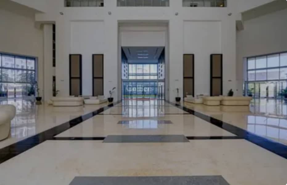 19 sky gardens entrance. png