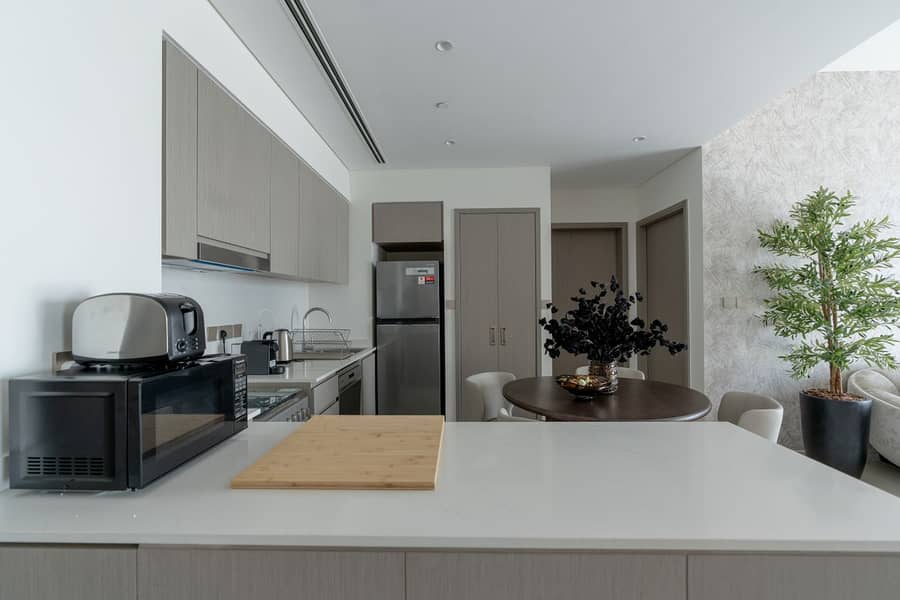 13 kitchen 1. jpg