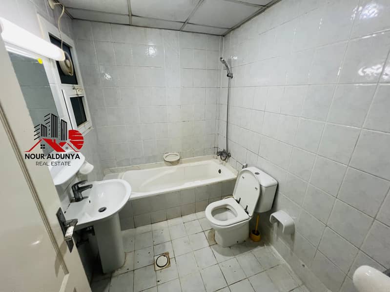 CHILLER FREE 3BHK+STORE ROOM BALCONY GYM POOL PARKING ONLY FOR FAMILY