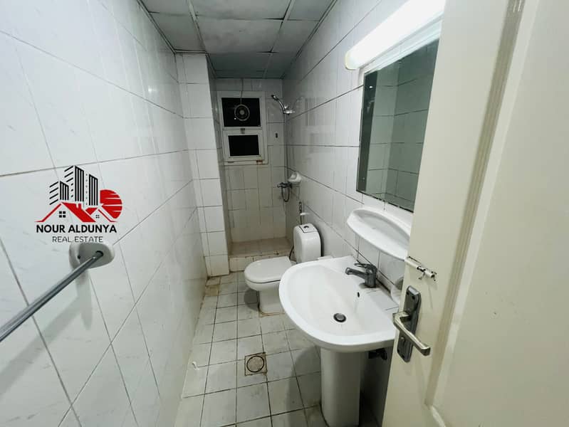 CHILLER FREE 3BHK+STORE ROOM BALCONY GYM POOL PARKING ONLY FOR FAMILY - Image 9